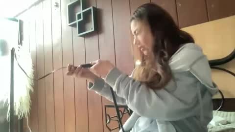 Alice Skay online show from 11, 11, 2025