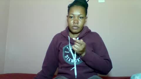 Snapshot of sexyapple2002 chatting on 28, 9, 2025 sexyapple2002 online show from 28, 9, 2025