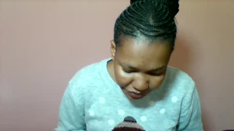 Snapshot of sexyapple2002 chatting on 8, 10, 2025 sexyapple2002 online show from 8, 10, 2025