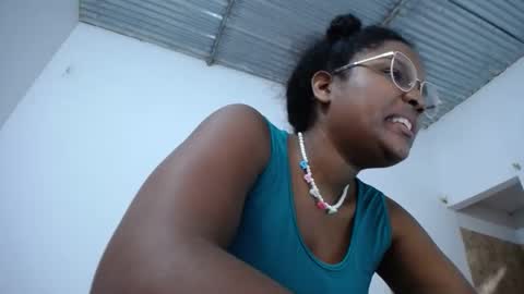 Snapshot of sexybella_2408 chatting on 29, 3, 2026 Scarlet online show from 29, 3, 2026