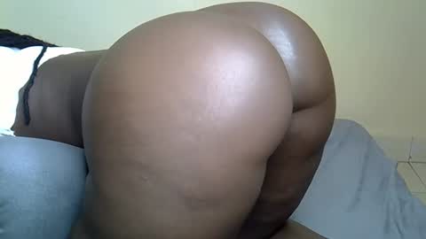 sexybooty_4545 online show from 12, 10, 2025