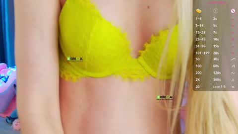 Snapshot of sexybountyy chatting on 4, 3, 2025 sexybountyy online show from 4, 3, 2025
