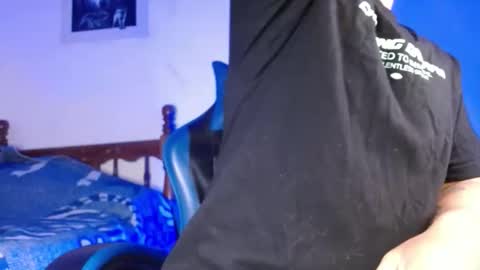 Snapshot of sexyboy_bigclit chatting on 16, 3, 2026 Iker online show from 16, 3, 2026