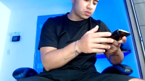 Snapshot of sexyboy_bigclit chatting on 29, 6, 2026 Iker online show from 29, 6, 2026