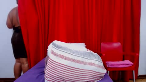 sexybustyboobs online show from 22, 12, 2025