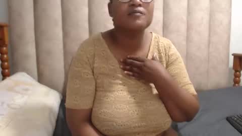 sexybustyxx online show from 23, 9, 2025