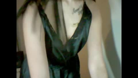 Snapshot of sexydiva02 chatting on 22, 10, 2025 sexydiva02 online show from 22, 10, 2025