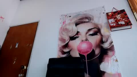 Snapshot of sexyfavgirl chatting on 3, 7, 2026 Mary online show from 3, 7, 2026