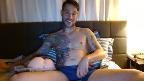 Sexy Fit Daddy online show from 8, 4, 2026