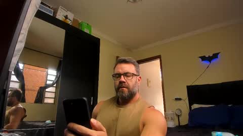 Snapshot of sexyflightz chatting on 27, 9, 2025 chris online show from 27, 9, 2025