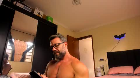 chris online show from 14, 11, 2025