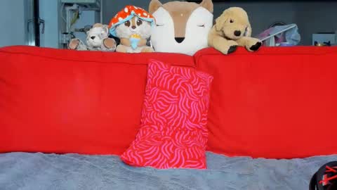 Ari online show from 11, 10, 2025