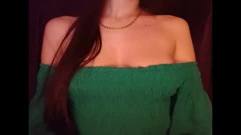 Snapshot of sexyideusa chatting on 12, 9, 2025 Sexy online show from 12, 9, 2025