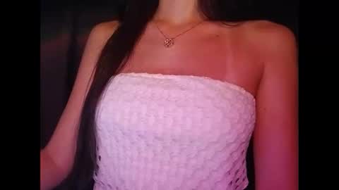 Snapshot of sexyideusa chatting on 17, 11, 2025 Sexy online show from 17, 11, 2025