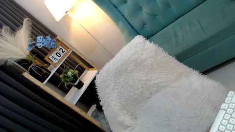 Snapshot of sexyjeanniecuntcums chatting on 1, 1, 2025 JENNY online show from 1, 1, 2025