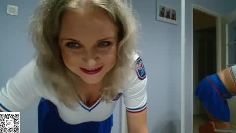 Jenny online show from 17, 7, 2026