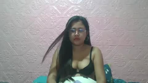 sexyjessa20 online show from 24, 2, 2026