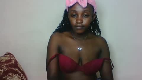 JOAN online show from 8, 2, 2025