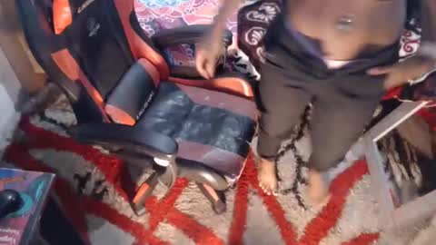 sexyjustin202 online show from 12, 2, 2025