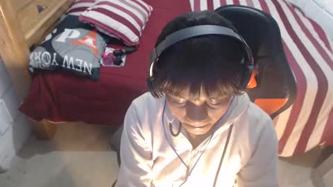 sexyjustin202 online show from 12, 10, 2025