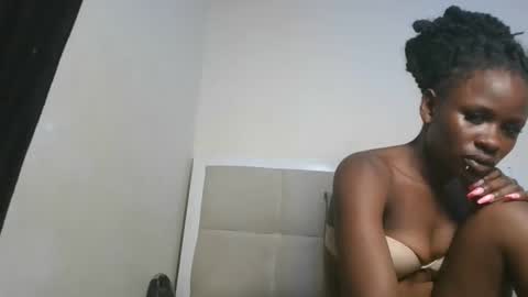 sexykiki18 online show from 12, 1, 2026