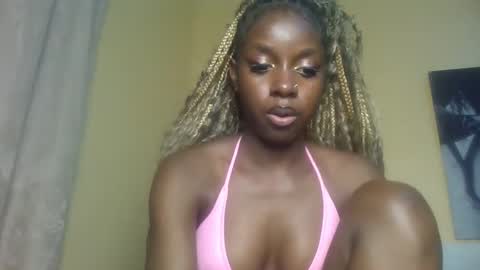 Snapshot of sexykitten200 chatting on 18, 11, 2025 SexyKitty online show from 18, 11, 2025