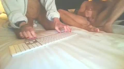 Snapshot of sexykoppel_876 chatting on 20, 12, 2024 sexykoppel_876 online show from 20, 12, 2024