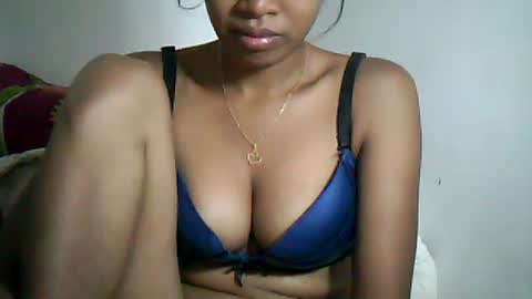 sexylarra12 online show from 15, 12, 2024