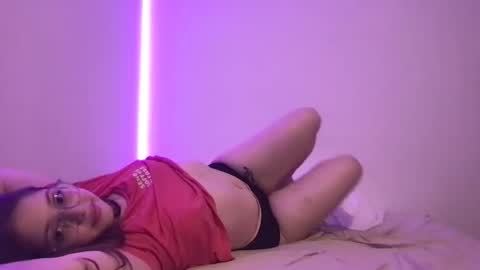 SexyLilBab3 online show from 24, 1, 2025