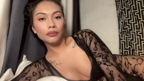 Snapshot of sexylovesappira chatting on 17, 5, 2026 maxine online show from 17, 5, 2026