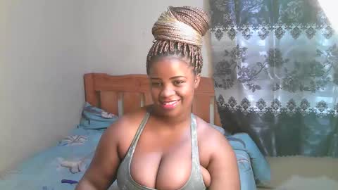 Snapshot of sexylucy33 chatting on 17, 2, 2026 sexylucy33 online show from 17, 2, 2026