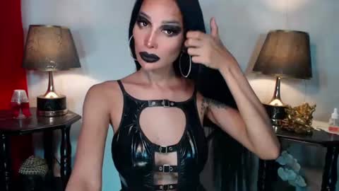 Queen Sofia online show from 2, 8, 2026