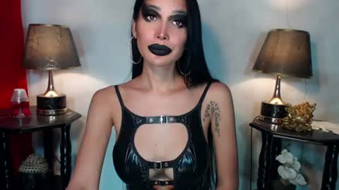 Queen Sofia online show from 3, 8, 2026
