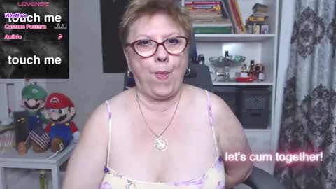 Snapshot of sexylynette4u chatting on 10, 11, 2025 sexylynette4u online show from 10, 11, 2025