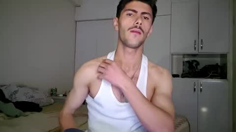 Snapshot of sexymann17 chatting on 21, 5, 2026 sexymann17 online show from 21, 5, 2026