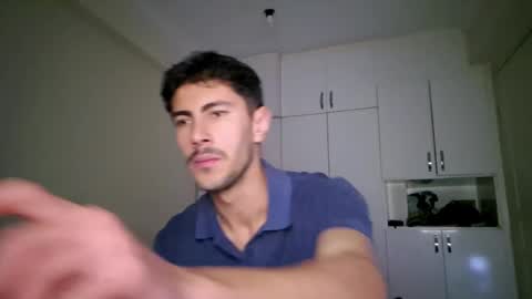 Snapshot of sexymann17 chatting on 22, 5, 2026 sexymann17 online show from 22, 5, 2026