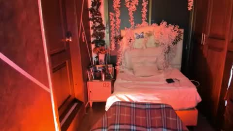 N A F online show from 16, 10, 2025