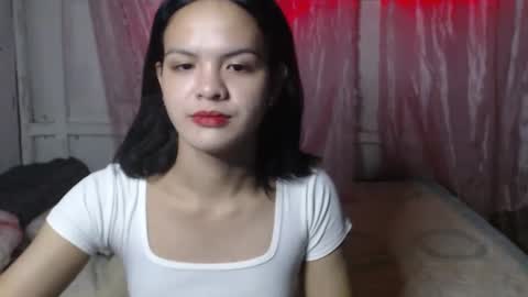 Snapshot of sexynaughtyella_xx chatting on 12, 12, 2024 ella online show from 12, 12, 2024