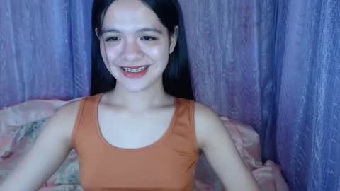 Snapshot of sexynaughtyella_xx chatting on 13, 9, 2025 ella online show from 13, 9, 2025