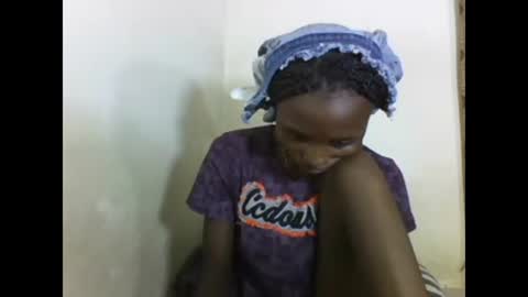 Snapshot of sexyneedle22 chatting on 17, 2, 2025 VIVIAN online show from 17, 2, 2025