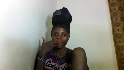 Snapshot of sexyneedle22 chatting on 18, 2, 2025 VIVIAN online show from 18, 2, 2025