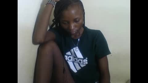 Snapshot of sexyneedle22 chatting on 12, 3, 2025 VIVIAN online show from 12, 3, 2025