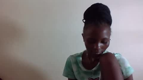 Snapshot of sexyneedle22 chatting on 22, 10, 2025 VIVIAN online show from 22, 10, 2025