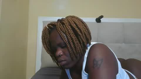 Snapshot of sexynina25 chatting on 14, 9, 2025 nina online show from 14, 9, 2025