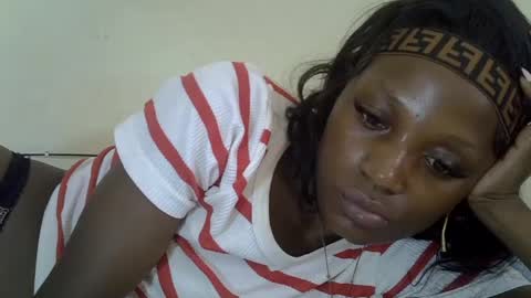 Snapshot of sexypetite4 chatting on 13, 6, 2026 SHARON online show from 13, 6, 2026