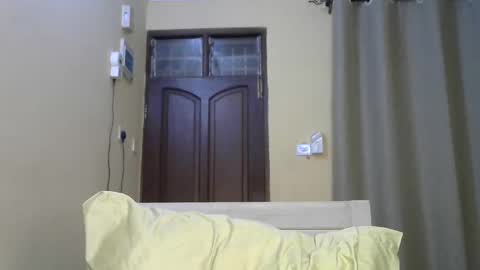 Snapshot of sexypetite_lee chatting on 13, 12, 2024 Lee online show from 13, 12, 2024