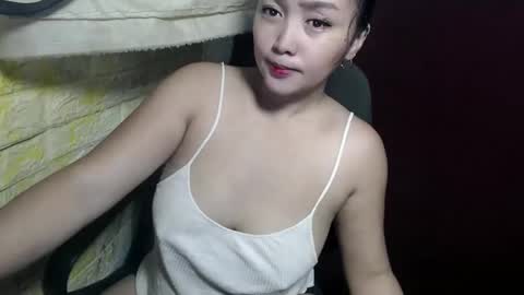 Snapshot of sexypinaymiya chatting on 1, 5, 2026 Miyah online show from 1, 5, 2026