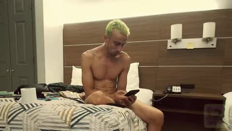 Snapshot of sexypossum chatting on 4, 4, 2026 Possum online show from 4, 4, 2026