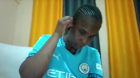 Snapshot of sexyqueen3457132 chatting on 16, 1, 2025 DOVY ACHIENG online show from 16, 1, 2025