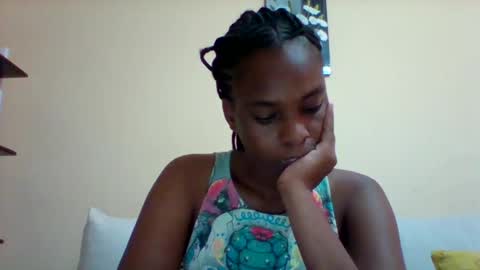 Snapshot of sexyqueen3457132 chatting on 23, 1, 2025 DOVY ACHIENG online show from 23, 1, 2025